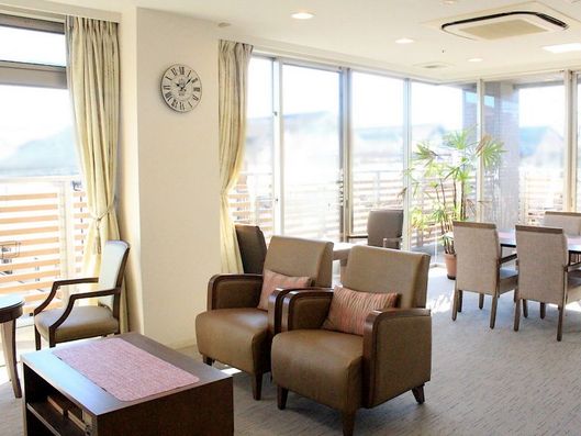 2F ティールーム