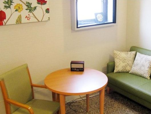 カフェラウンジ