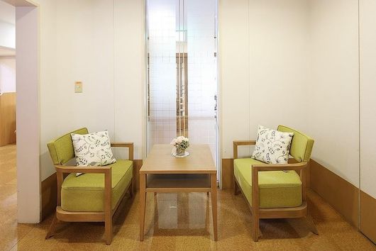 1F 談話スペース