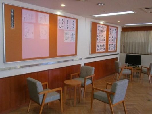 1F コミュニティールーム兼機能訓練室