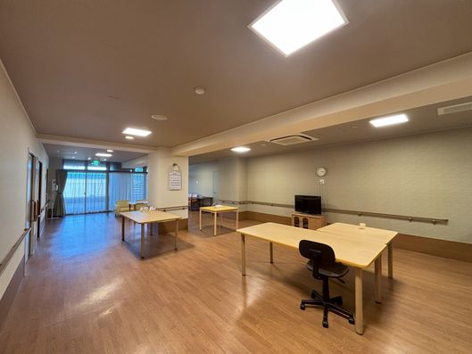 ラウンジ