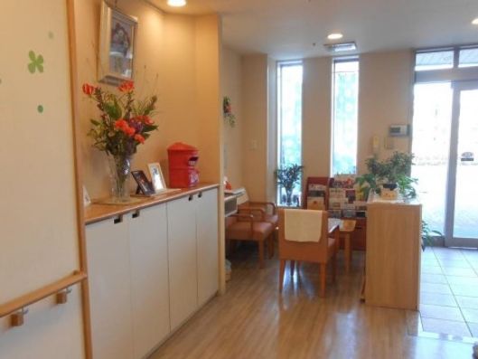 1F エントランスラウンジ