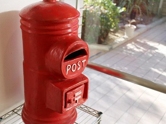 エントランス　ポストのオブジェ