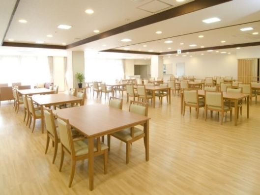 1F リビングルーム兼食堂兼機能訓練室