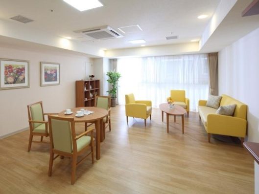 2F 談話スペース