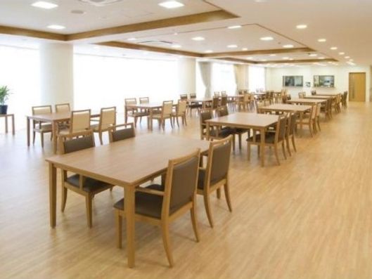 1F リビングルーム兼食堂兼機能訓練室