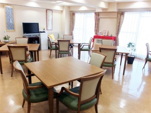 5F ダイニングルーム兼機能訓練室