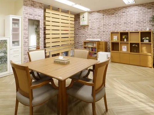 2F 談話スペース