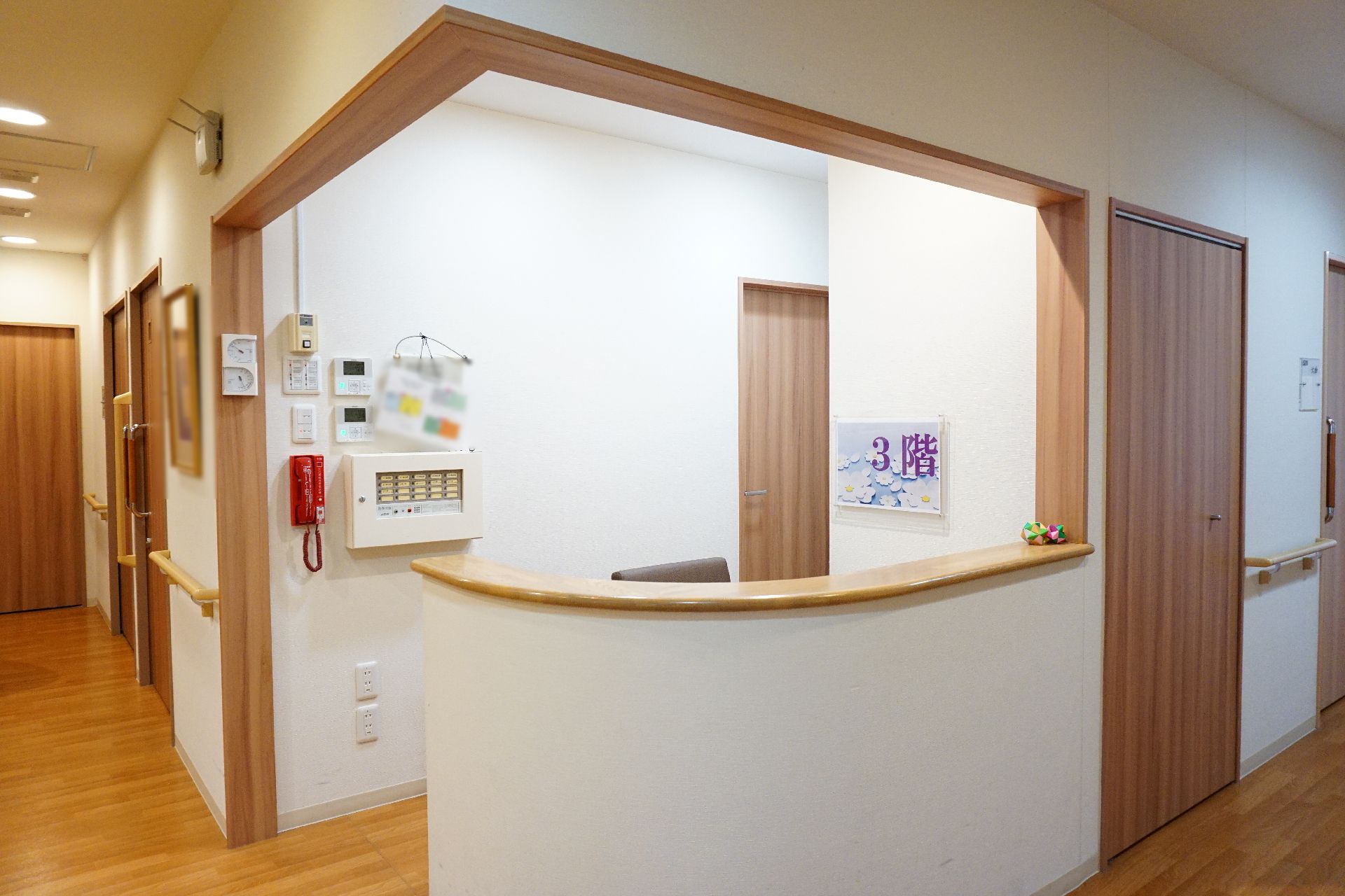 原則、スタッフが常駐している受付