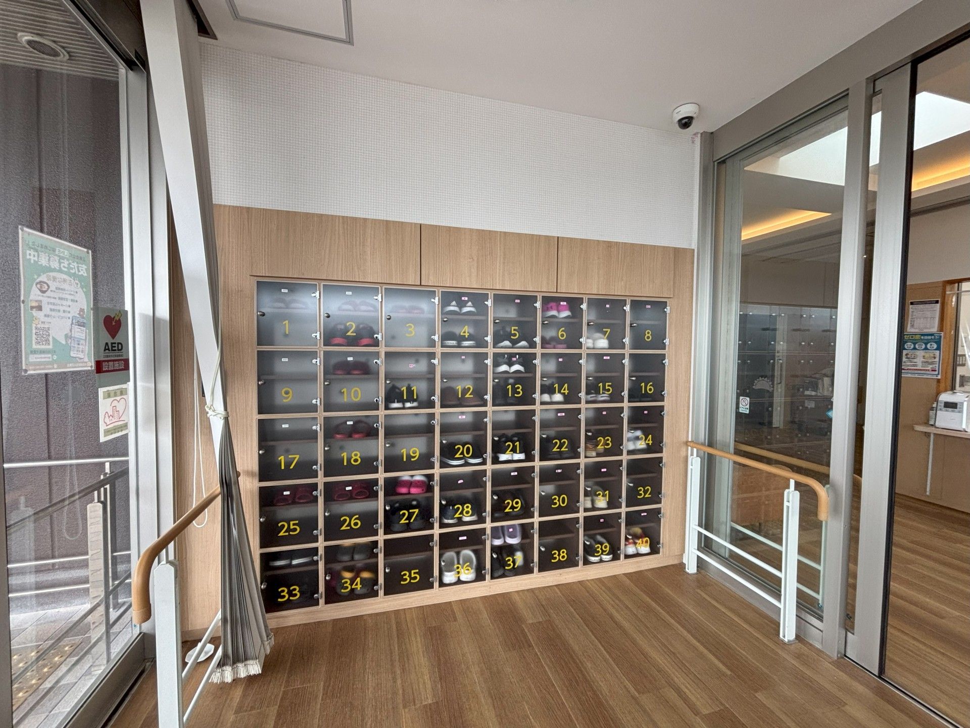 靴箱のあるエントランス