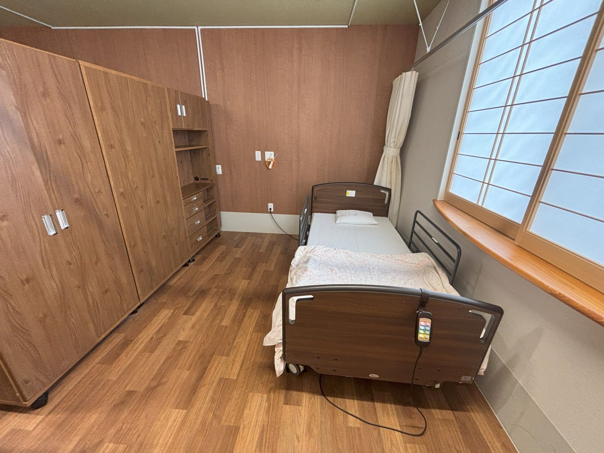 落ち着いた雰囲気の居室