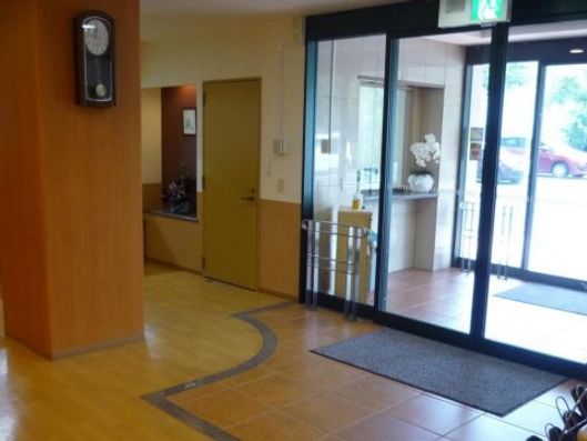 1F エントランスラウンジ