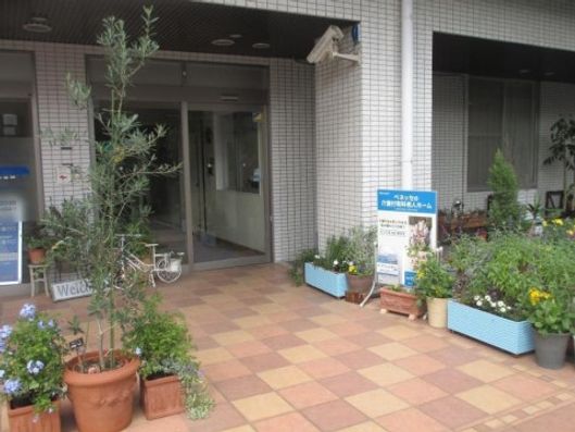 1F エントランスラウンジ