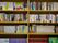図書室の棚には、物語・歌などの趣味について・戦争について等、様々な種類の本が並べられているので、読書を満喫出来る。