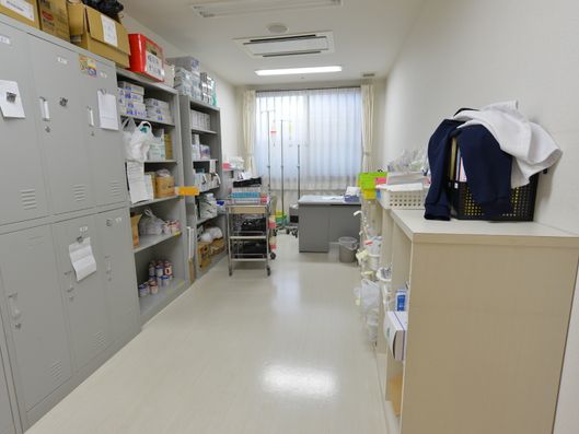 備品収納庫