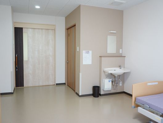 部屋のトイレ、洗面台