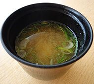 ネギの入った味噌汁