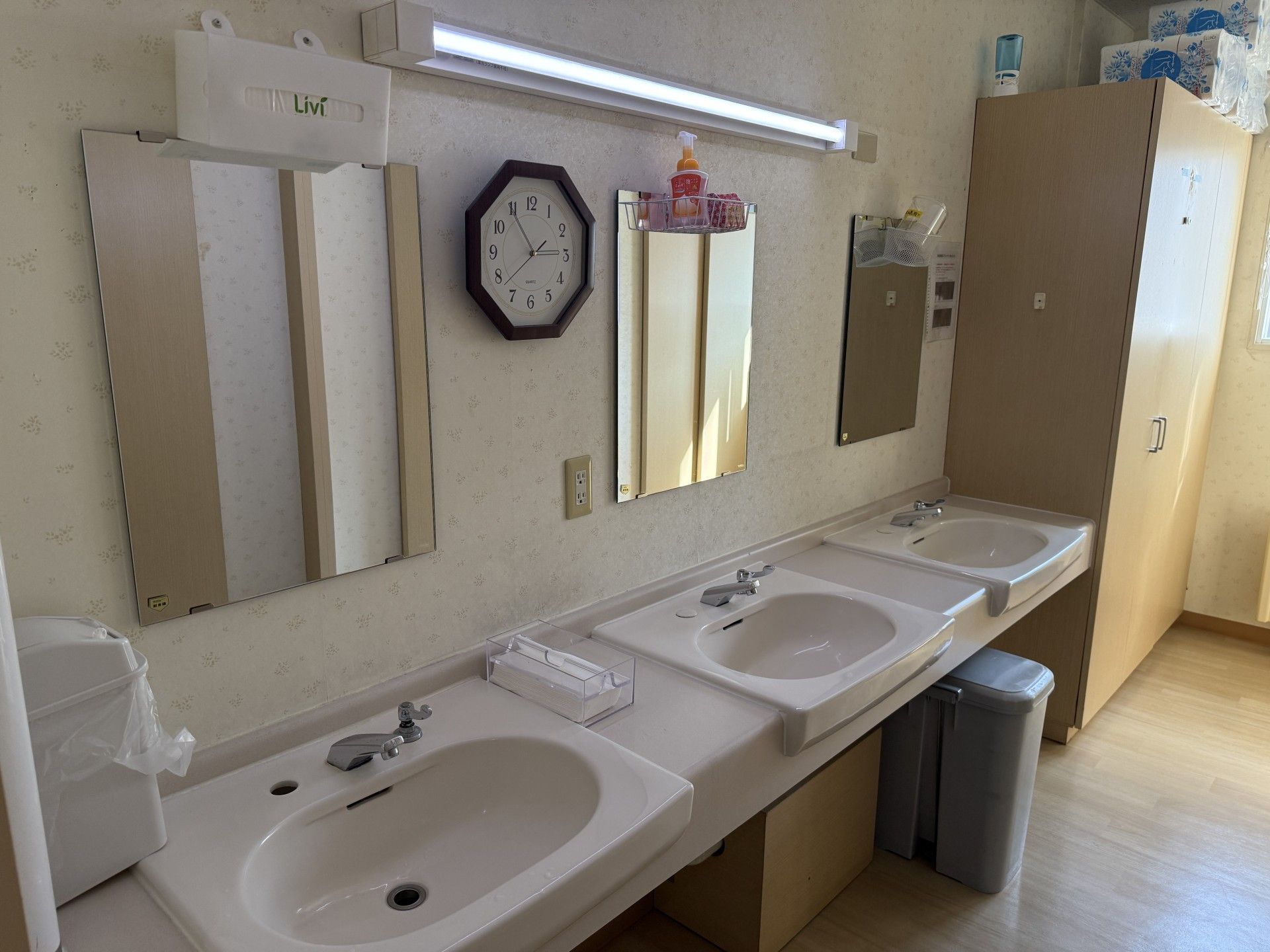 清潔な洗面エリア