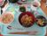 彩り豊かな食事のトレー