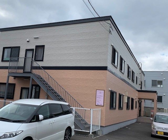 ゆったりとした建物外観