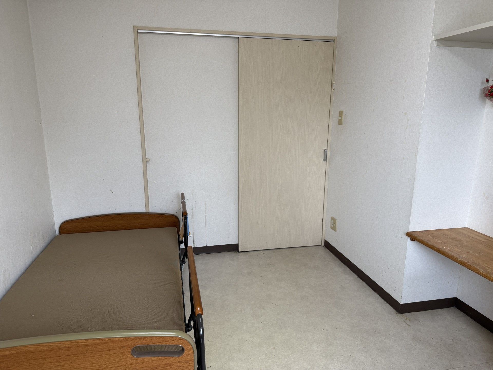 シンプルな個室