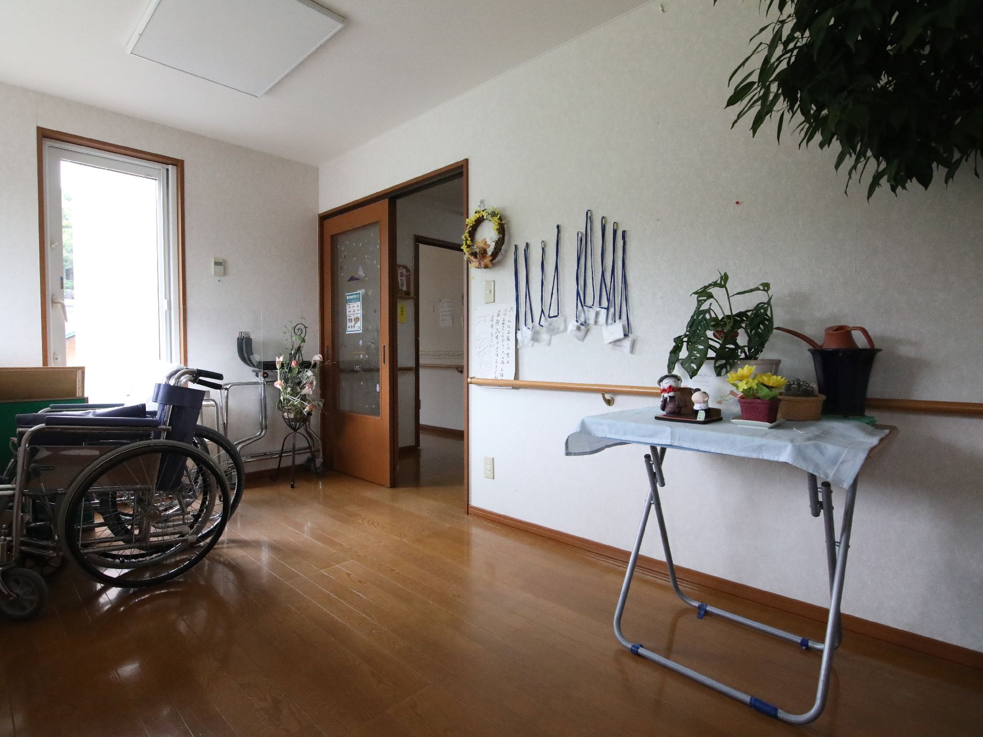 手すりのある廊下
