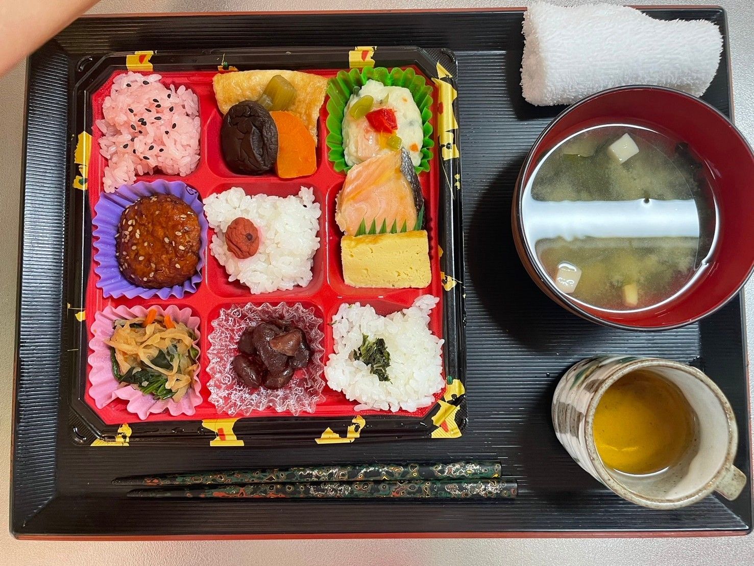 彩り豊かなお食事セット