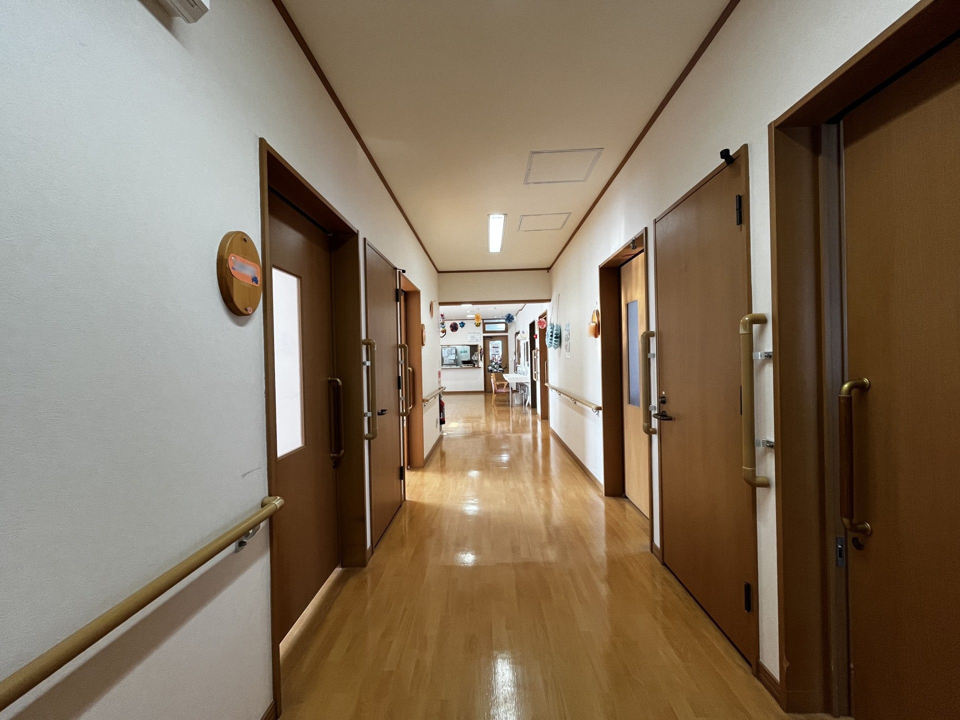明るい廊下