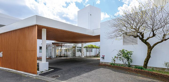 明るいエントランス風景