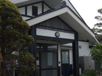 落ち着いた雰囲気の玄関