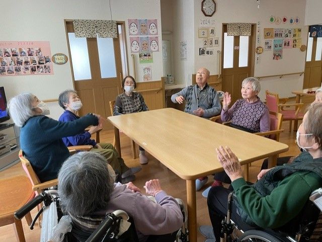 和やかな会話の活動室