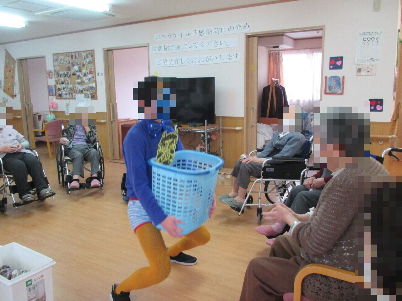 活動中の居室の様子