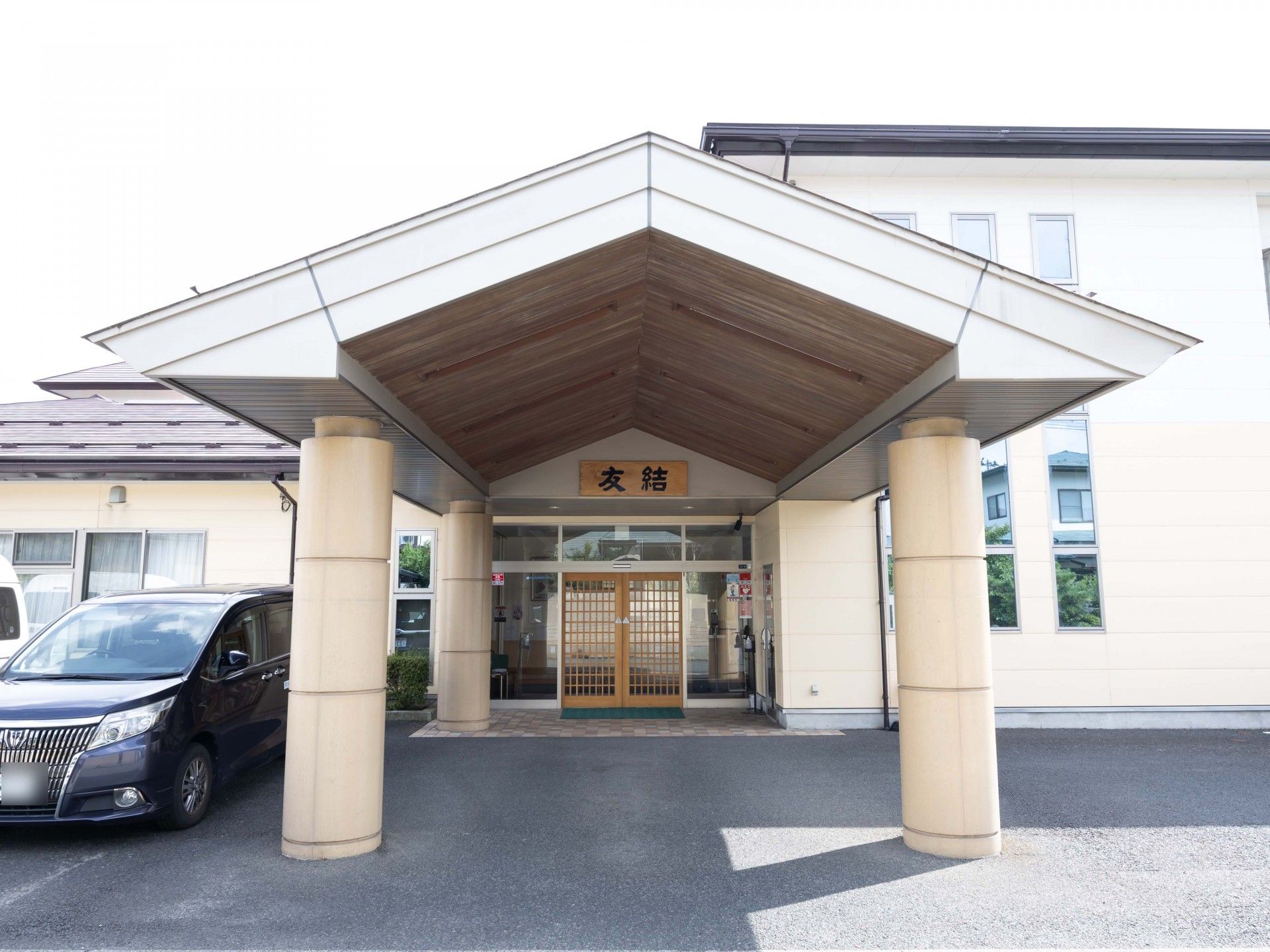 エントランスの外観