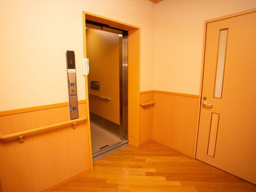 エレベーター