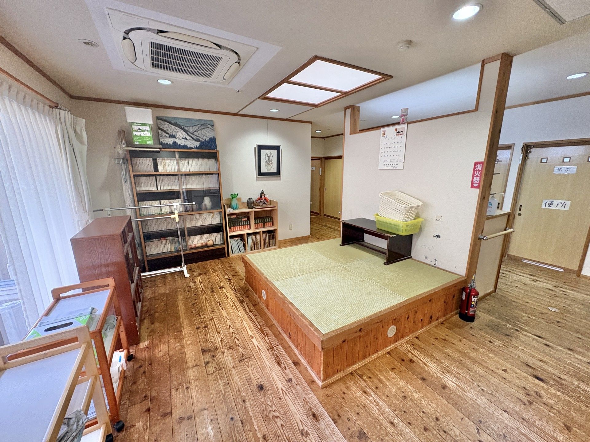 畳スペースのある部屋