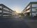 夕日が差し込む建物の外観