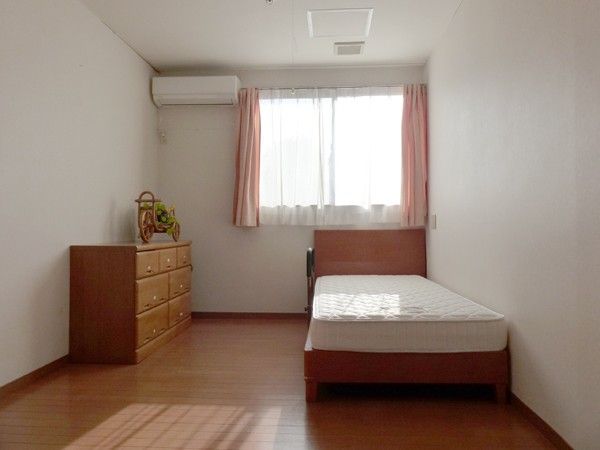 自分だけの時間を過ごす入居者様