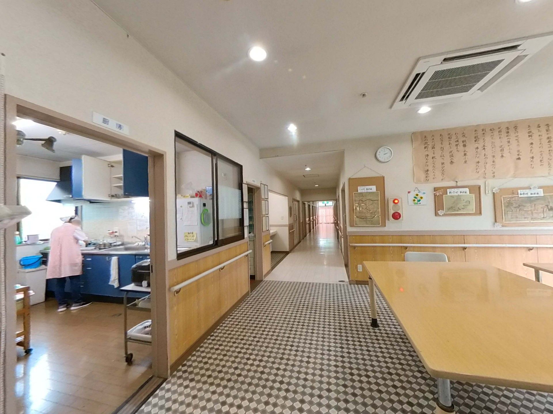 食堂と厨房
