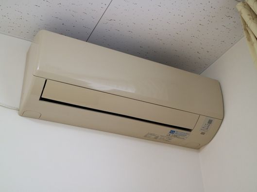 エアコン