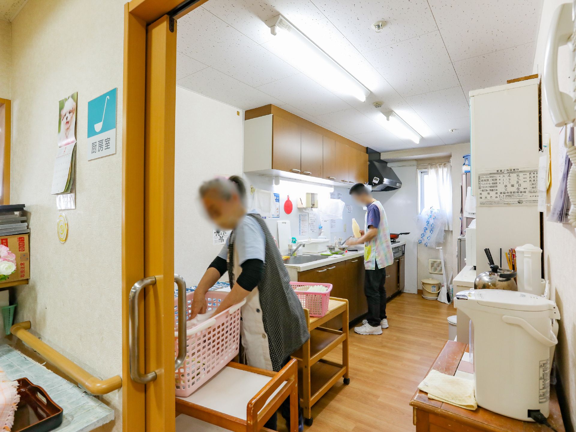 館内に設置され、入居者が自由に使えるミニキッチン