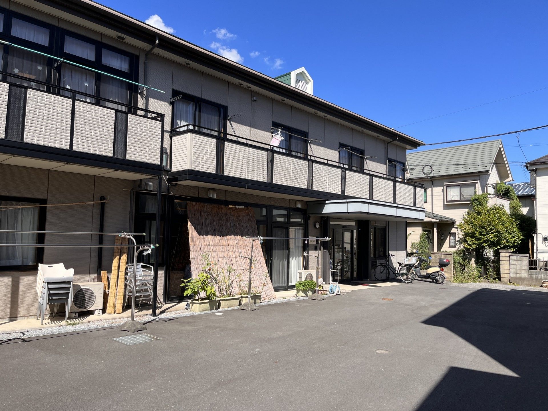 2階建ての施設