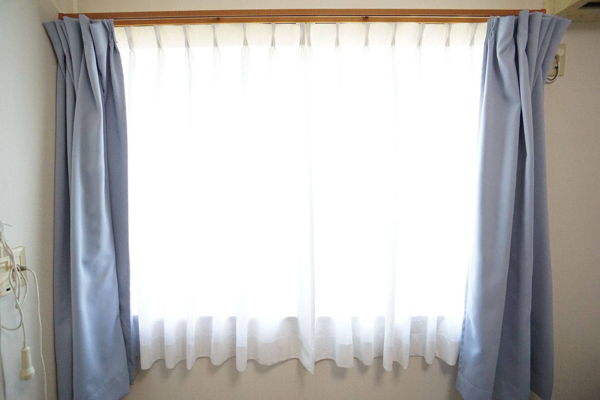 日光の降り注ぐ居室