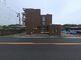 落ち着いた外観の建物