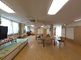 広々とした明るい共有スペース