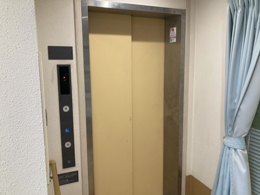 エレベーター