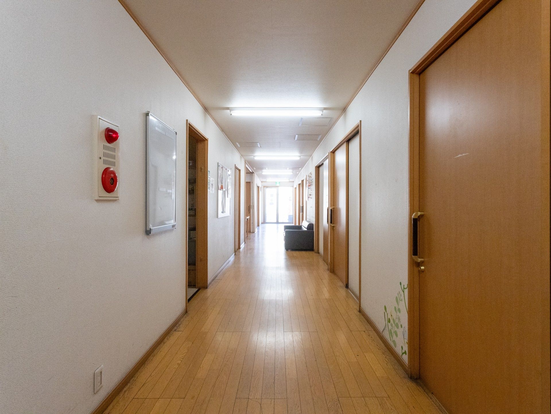長い廊下
