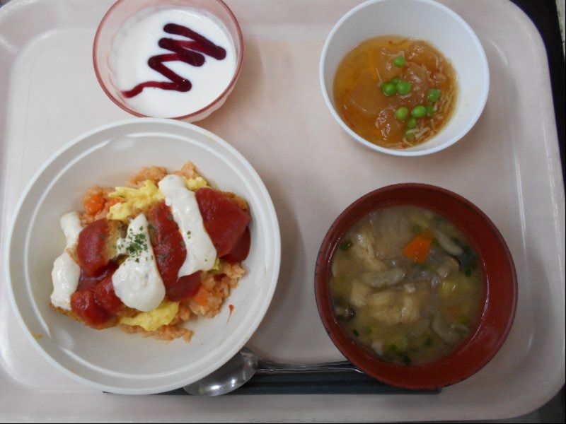 彩り豊かな食事の例