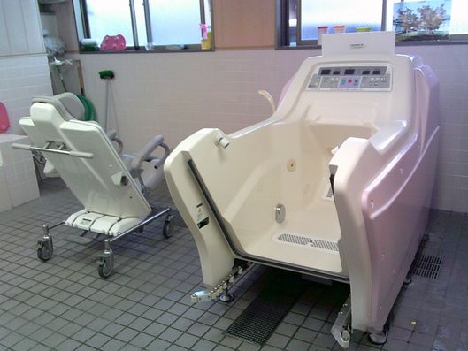 機械浴室