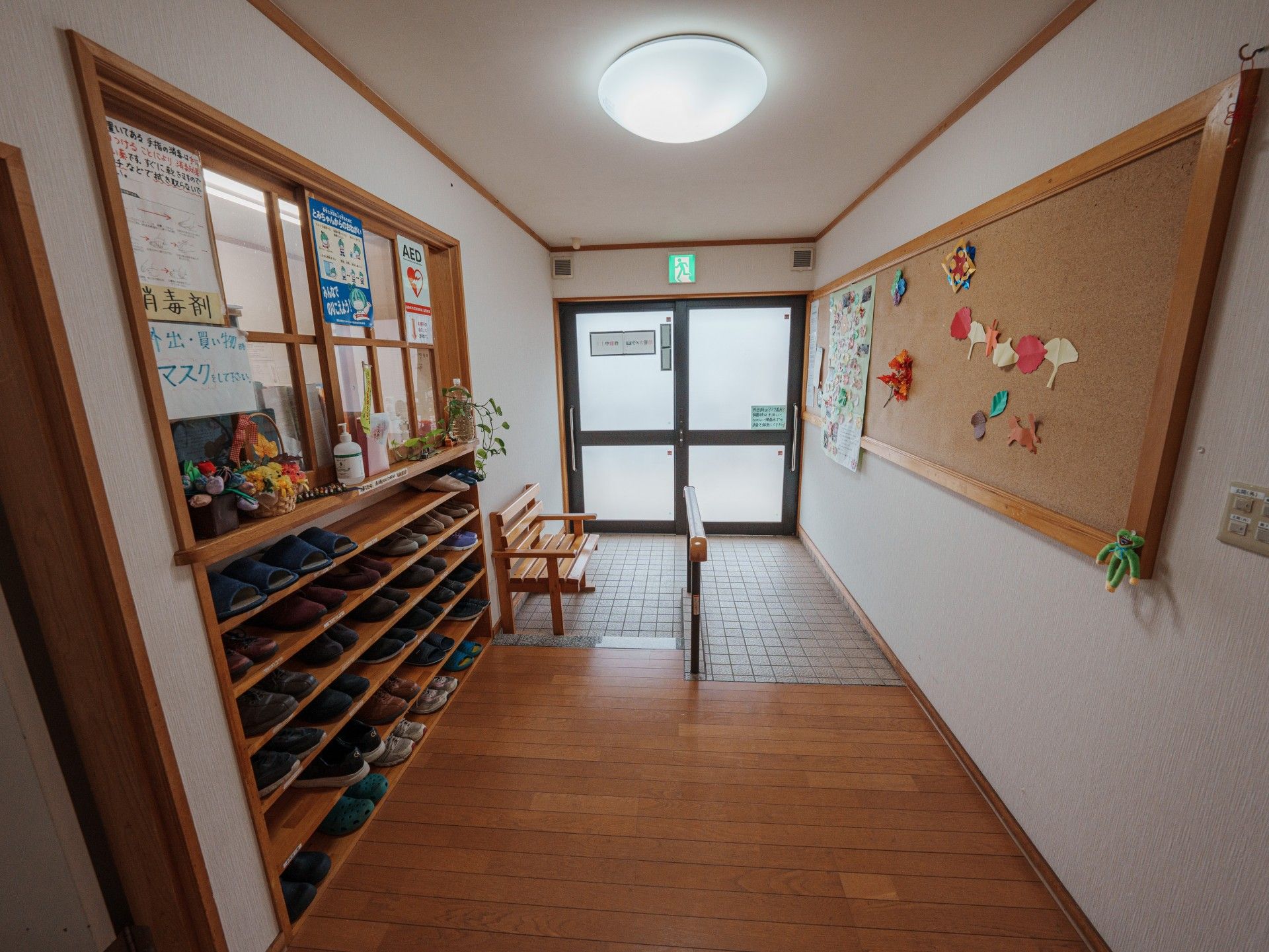 温かみのあるエントランスホール