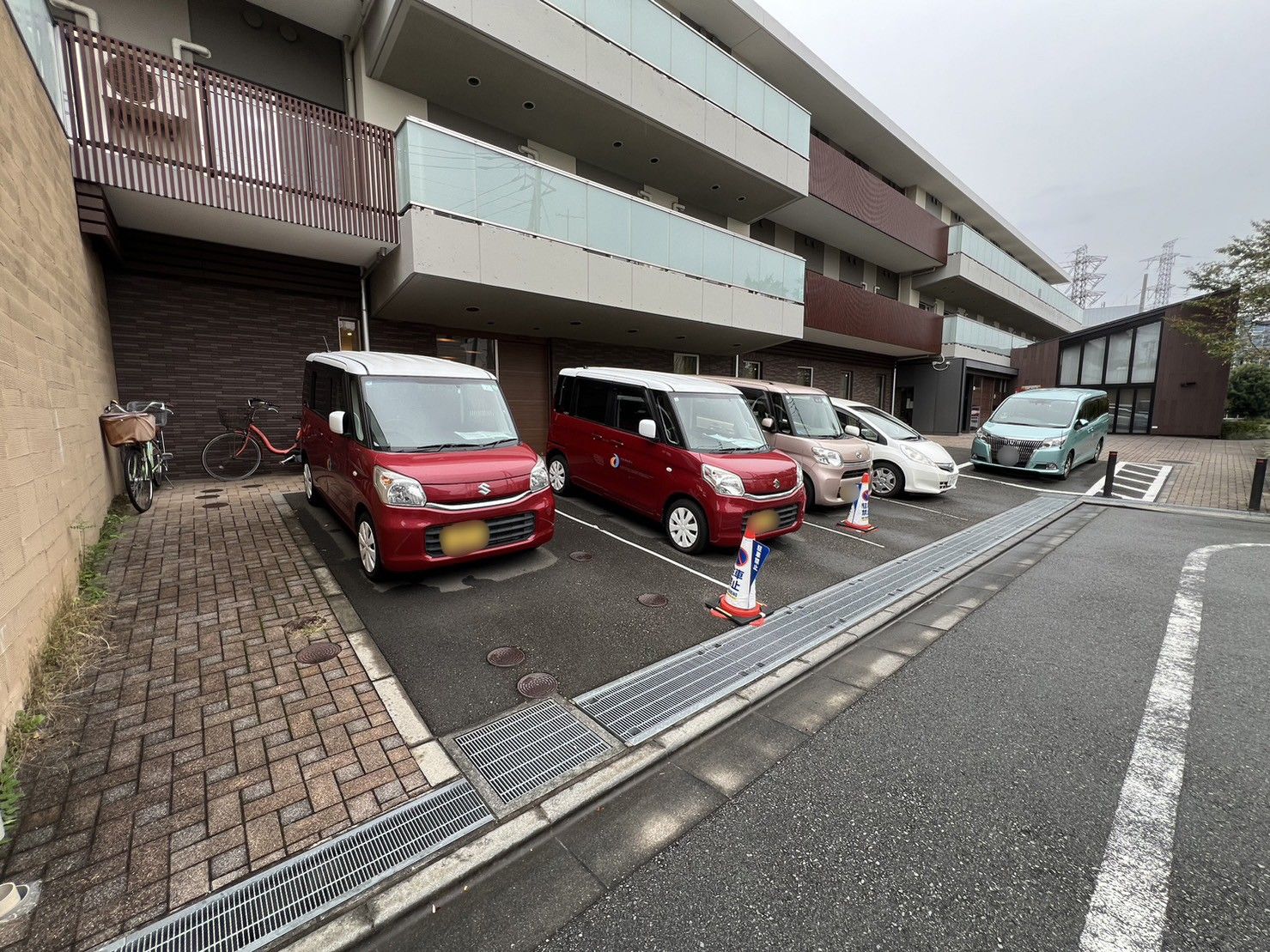 バリアフリー駐車場
